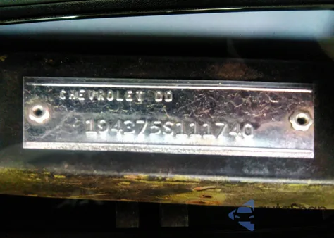 1965 Chevrolet Corvette из США, поврежденный, VIN 194375S111740